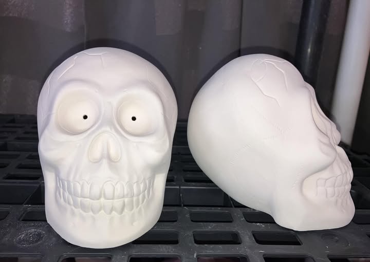 Skull / Light able Ready to Paint Ceramics