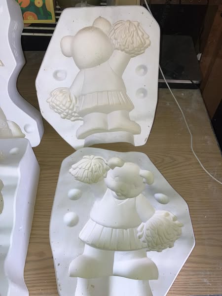 Clay Magic1756 Bear Cheerleader Ceramic Casting Mold lot# IM