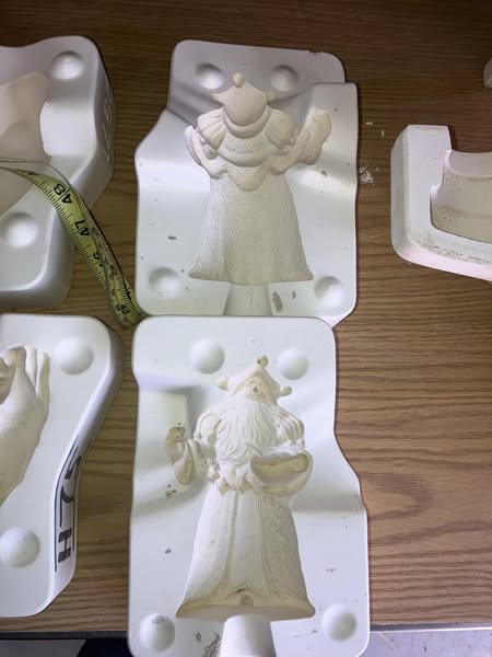 Gare 2671 Small Santa Ceramic Casting Mold lotFN