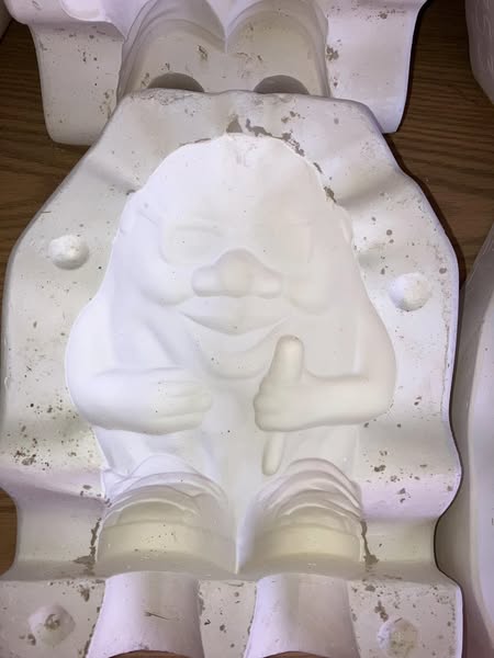 Georges Bulldog Mold g-800 Singing Oregon Prune (California Raisin) Ceramic Casting Mold lot# IB