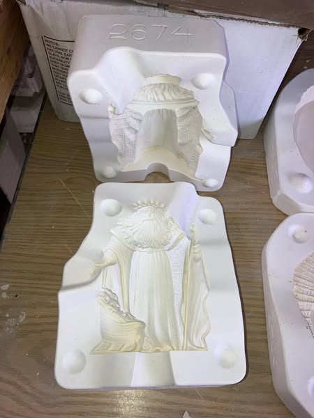 Gare 2674 Small Santa Ceramic Casting Mold lotFP