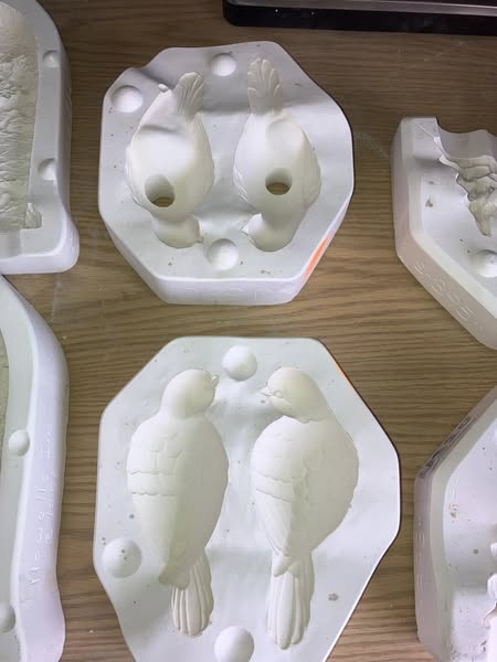 Clay Magic 590 Doves Ceramic Casting Mold lot# DW