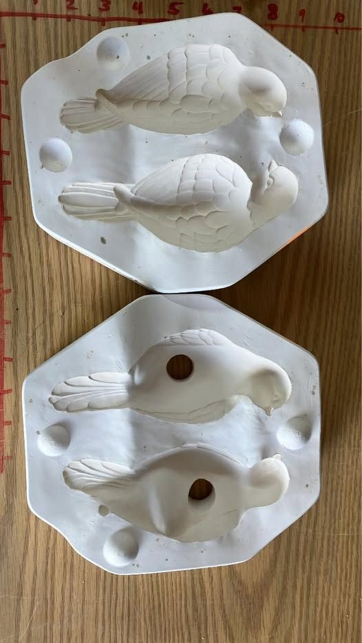 ποΈ Large Doves π·οΈ #J590 (J) π¨ Ceramic Slip Casting Mold