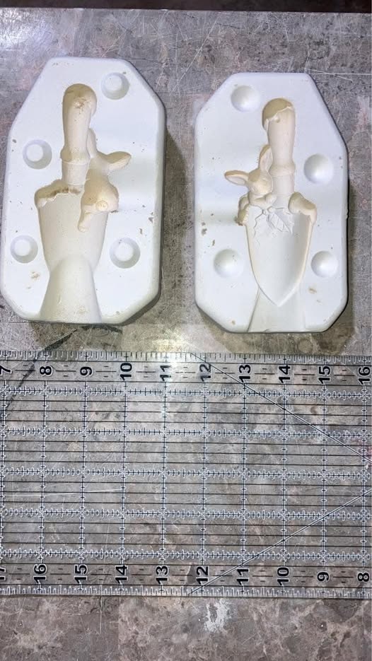 Winter Bunny trowel Donna 1810 Ceramic Slip Casting Plaster Mold 6.14.