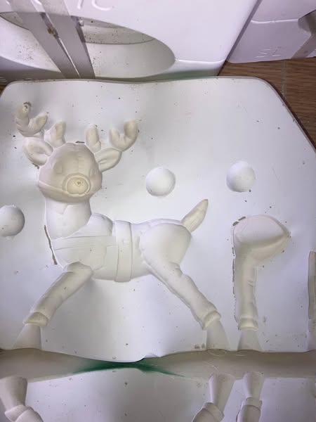 Kimple 1635 Reindeer Ceramic Casting Mold lot# CA