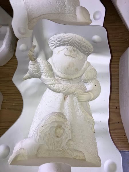 Gare 2872 Peace Santa Ceramic Casting Mold