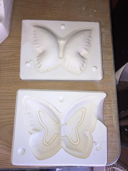 Crest 146 Butterfly Dish Ceramic Casting Mold lot#GZ