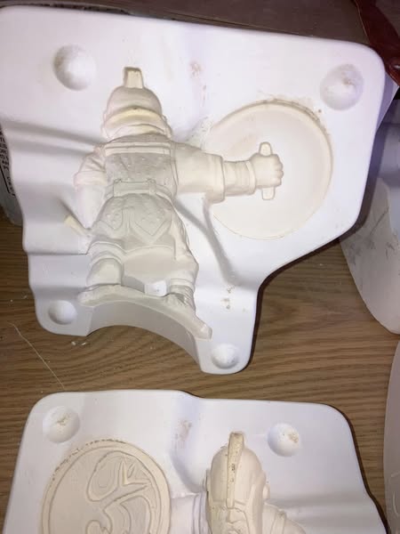 Gare 2447 Dragon Warrior Ceramic Casting Mold lotGO