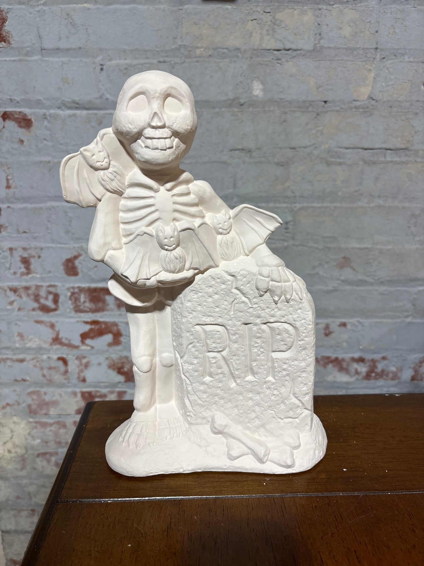 11” Skeleton Grave RtP Ceramics