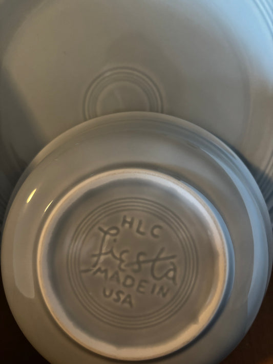 Fiesta Dinnerware – 5-Piece Place Setting – Pearl Gray (Retired Color)