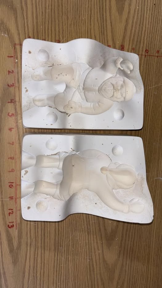 Sitting Santa Maker: Doc Holiday 1116 Ceramic Slip Casting Plaster Mold