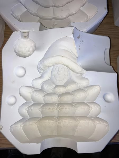 Stuffed Smiley Tree  Mackey Ceramics 832  (lot#SN) Ceramic Casting Mold FREE SHIPPING