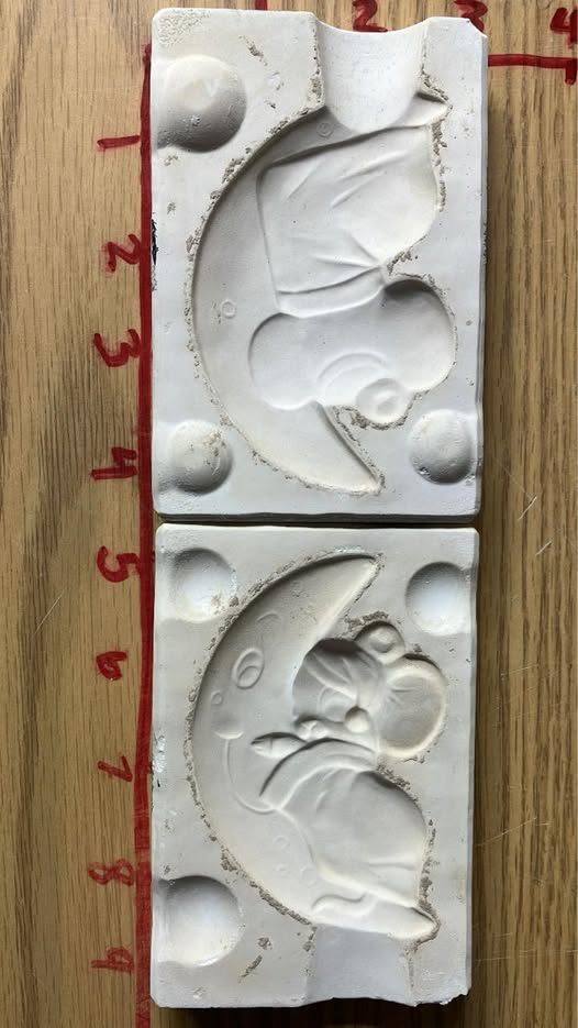 🌙🐭 Mouse on Moon Ornament 🏷️ Alberta’s #A-126 (T) 🎨 Ceramic Slip Casting Mold