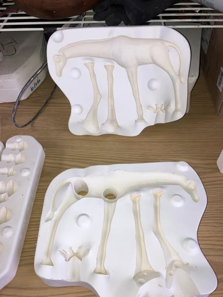 Mother Giraffe Mikes 462 lot#PI Ceramic Casting Mold