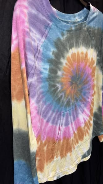 Tie-dye long sleeve shirt
