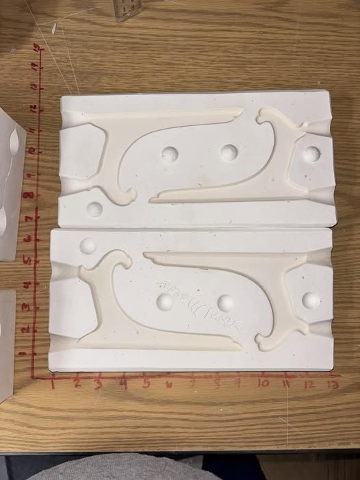 Plate holder / easel Unkn maker Ceramic Slip Casting Mold