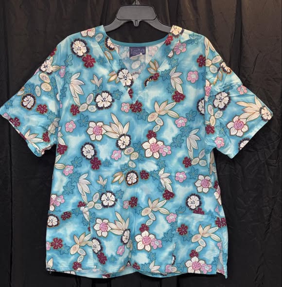 Lydia’s professional uniforms size large
