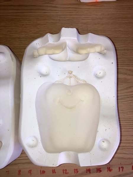 I am an apple Ceramic Slip Casting Mold Maker: TL889