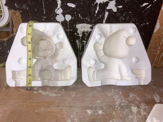 Donas D815 Sweet Tot Girl Waving ( lot# Tb2 mktplc ) Ceramic Casting Mold FREE SHIPPING (Copy)