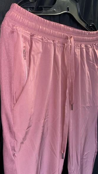GT performance size medium Scrub Pants