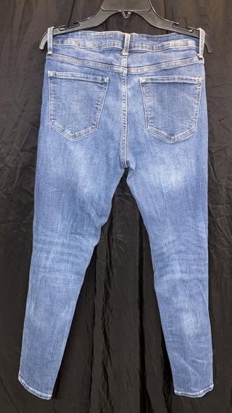 Old Navy Rockstar midrise size 6 regular