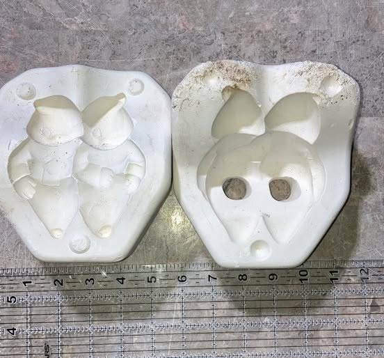 Ghost couple Donna 662 Ceramic Slip Casting Mold