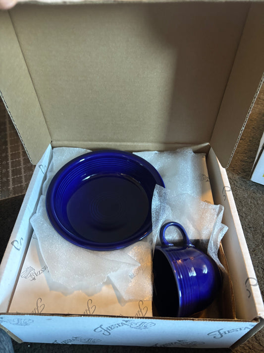 Fiesta Ware 5-Piece Place Setting – Cobalt Blue – Retired Color