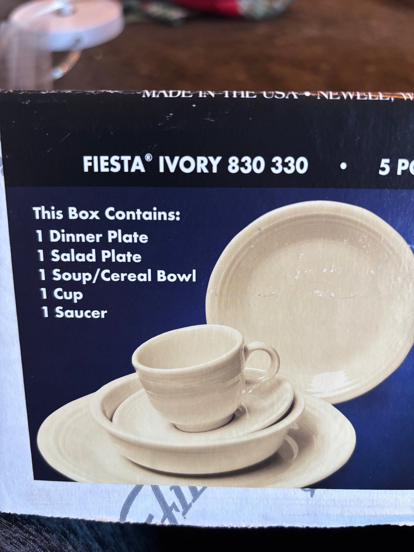 Fiesta Ivory 5-Piece Place Setting – Retired Color