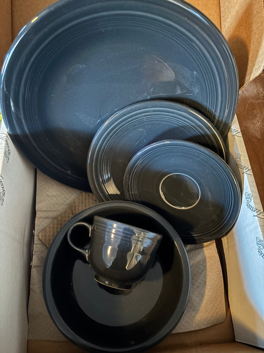 Fiesta Slate 5-Piece Place Setting – Retired Color