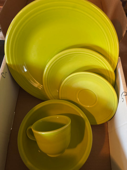 Fiesta Lemongrass 5-Piece Place Setting