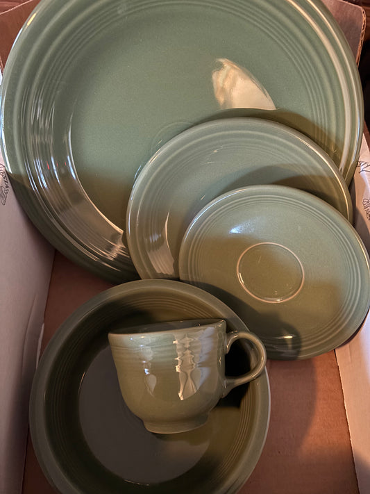 Fiesta 5-Piece Place Setting – Sage (Retired Color)