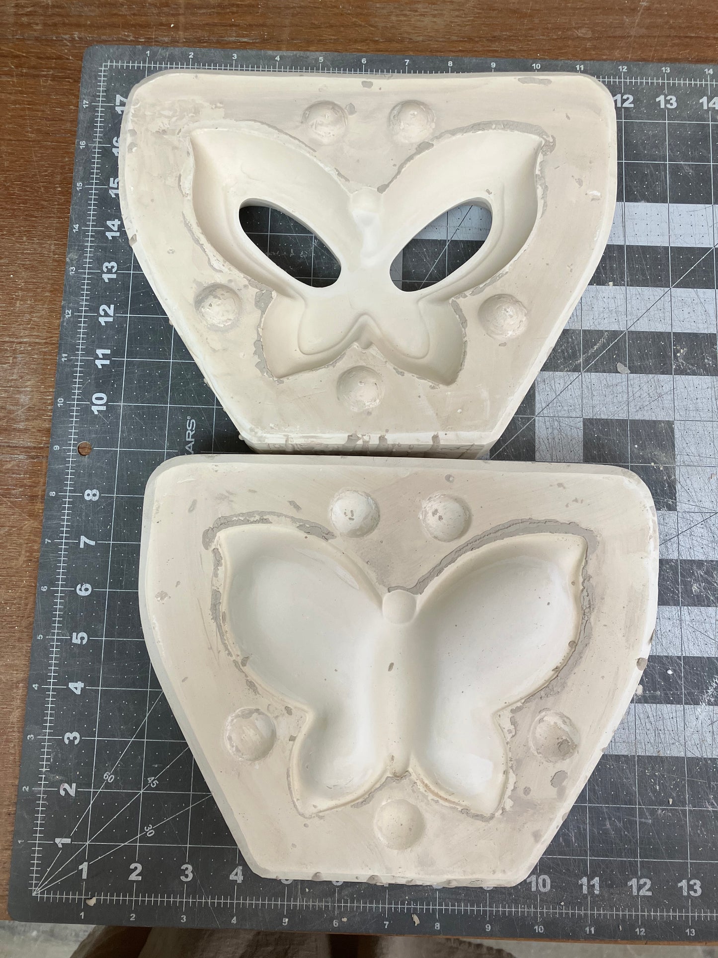 Butterfly Dish Bell 2126 (616) Ceramic Casting Mold